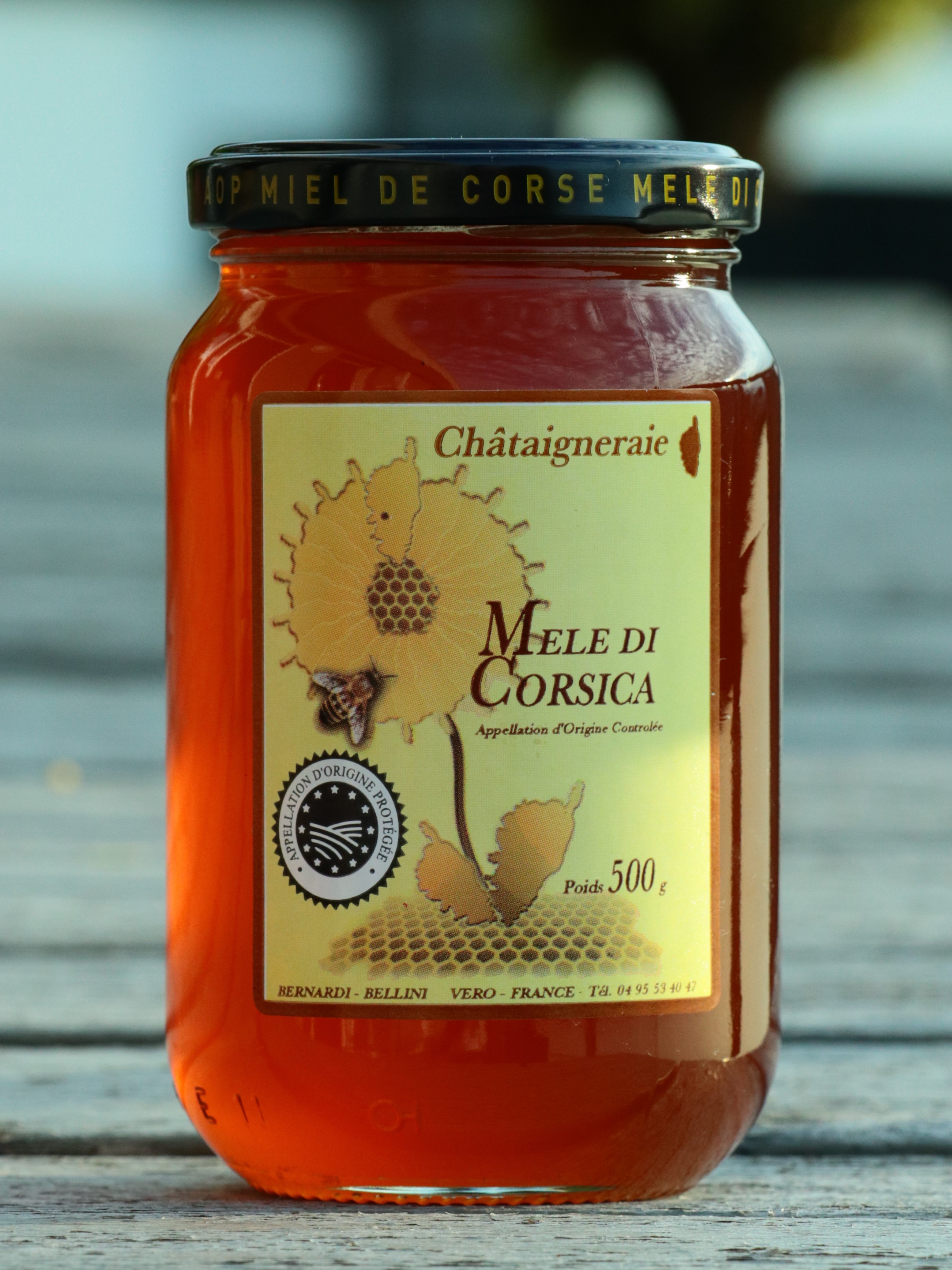 Photo d'un pot de miel de Corse de châtaignier